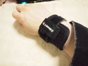 ZAMST リストバンドサポーター