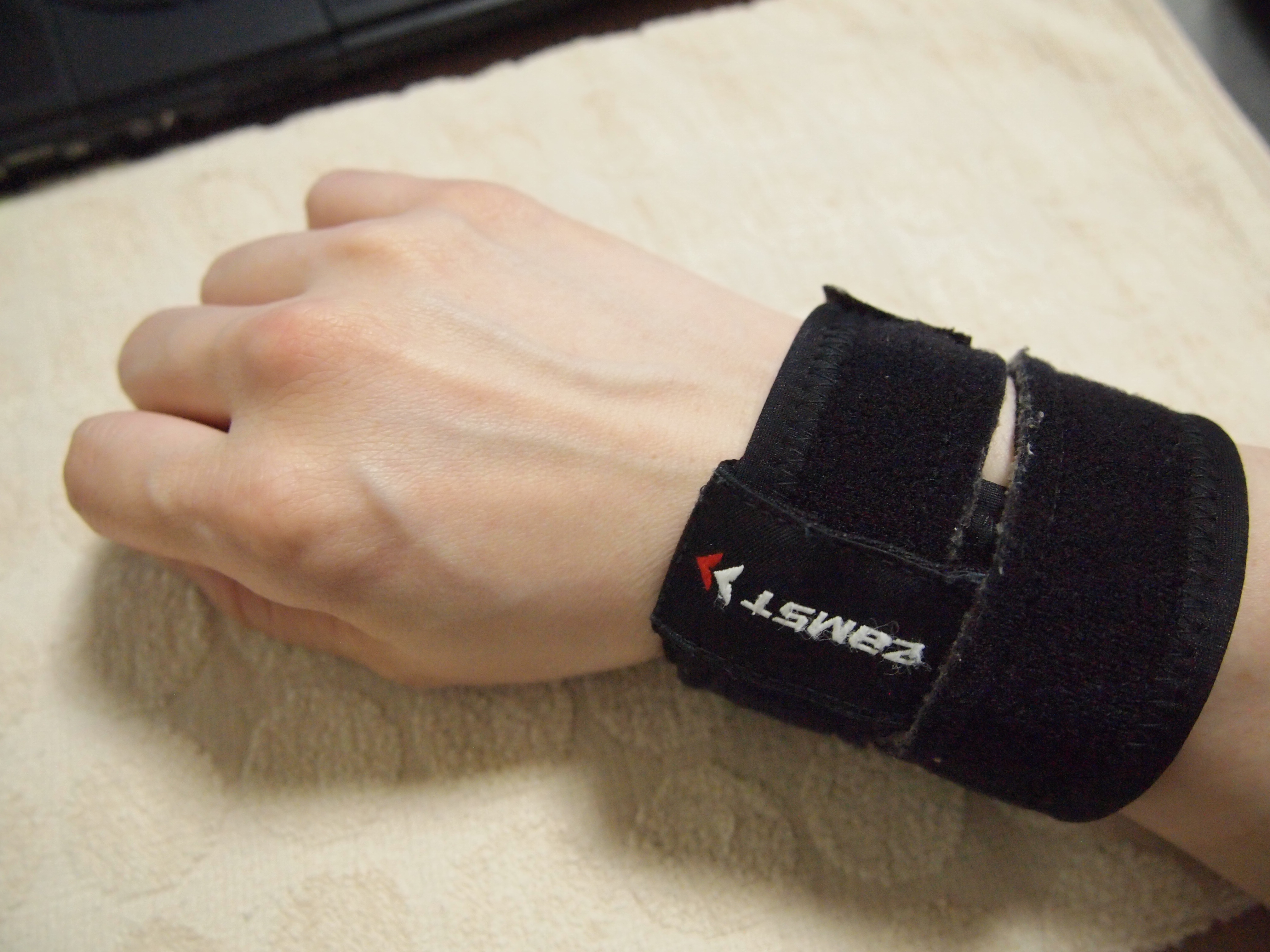 ZAMST リストバンドサポーター